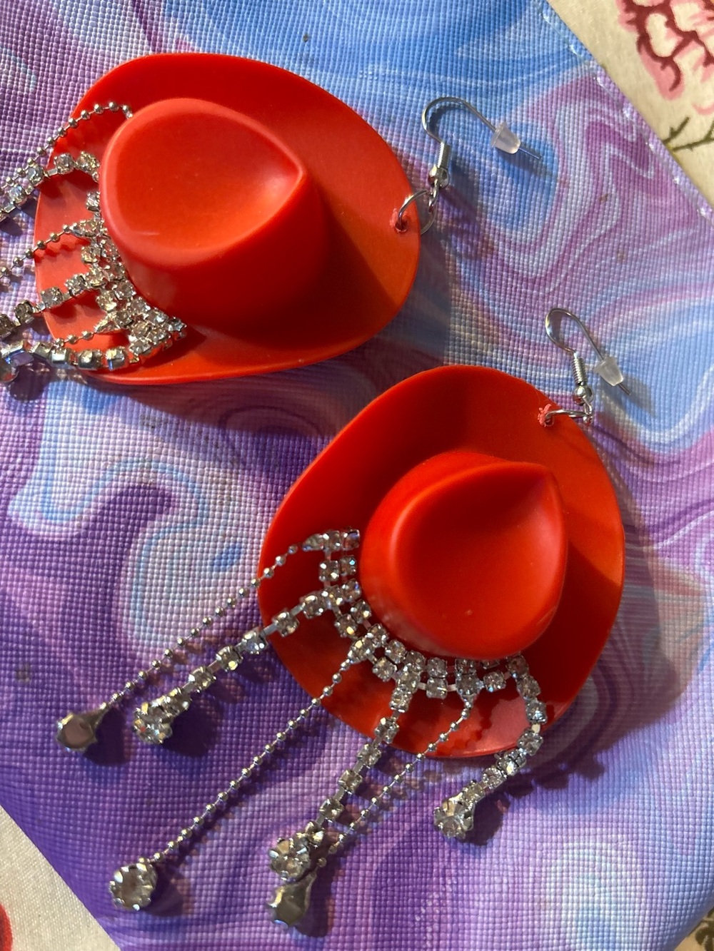 Red Cowboy Hat Drop Earrings with Rhinestone Fringe